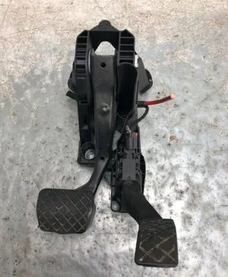 Volkswagen Touran III Brake pedal 5Q1723058BH 5Q1723503J
