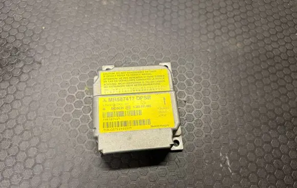 Mitsubishi Colt Airbag control unit/module MR587417 0285001685 PMR587417