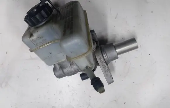 Volkswagen Passat Alltrack Master brake cylinder 159204000