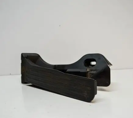 Volkswagen Golf Plus Accelerator throttle pedal 1K1721503M