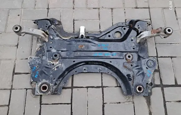 Citroen C4 II Picasso Front subframe 9677071680