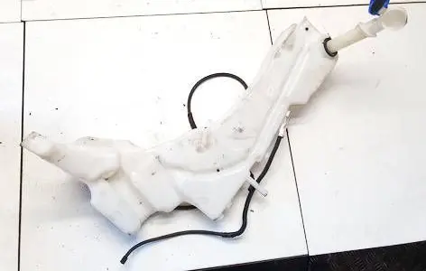 Ford Kuga I Windshield washer fluid reservoir/tank 8V4113K183CA