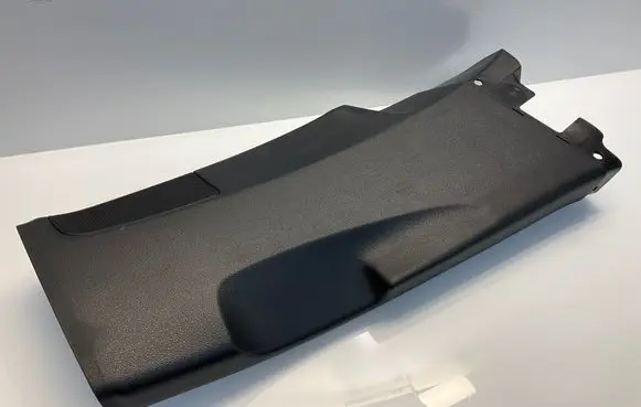(B) pillar trim (bottom)