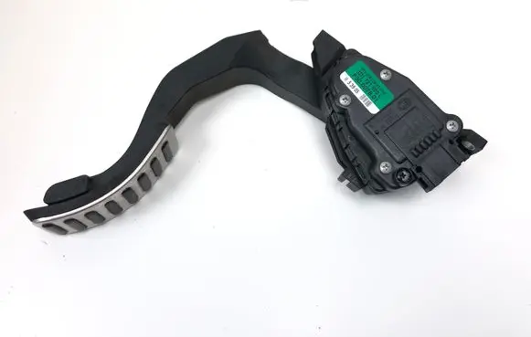 Volkswagen Phaeton Accelerator throttle pedal 3D1721503L F30007801