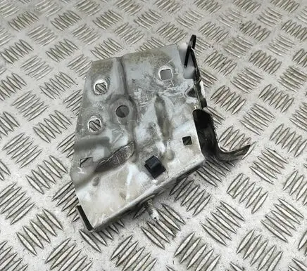 Renault Master III Fender mounting bracket 631429931R