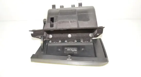 BMW i3 Glove box 9283010 9283006 51169283006