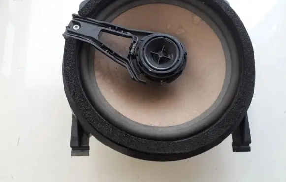 Volvo S80 Front door speaker 9472374 10347