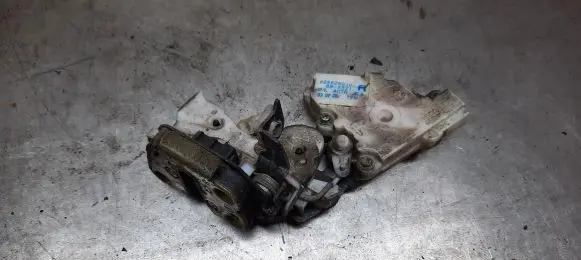 Nissan Terrano Rear door lock