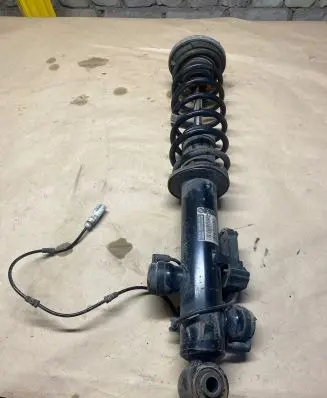 BMW 5 F10 F11 Rear shock absorber with coil spring F10H078V 6796868 10B2054SD230
