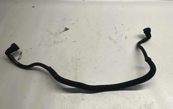 Land Rover Range Rover Sport L494 Fuel line pipe FPLA8D011CB