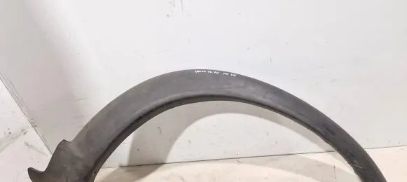Volvo XC70 Front arch trim 8620130