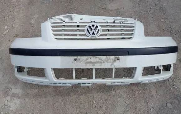 Volkswagen Sharan Front bumper