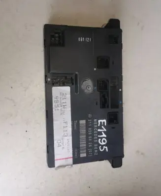 Mercedes-Benz E W211 Door control unit/module 2118200426