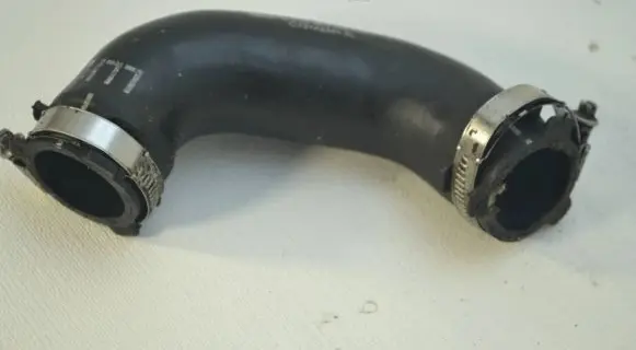 Audi A4 S4 B7 8E 8H Intercooler hose/pipe 8E0145943A