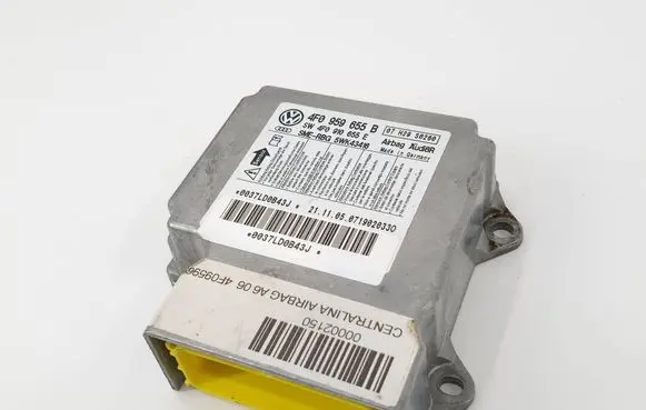 Audi A6 S6 C6 4F Airbag control unit/module 4F0959655B 0037LD0B43J 4F0910655E