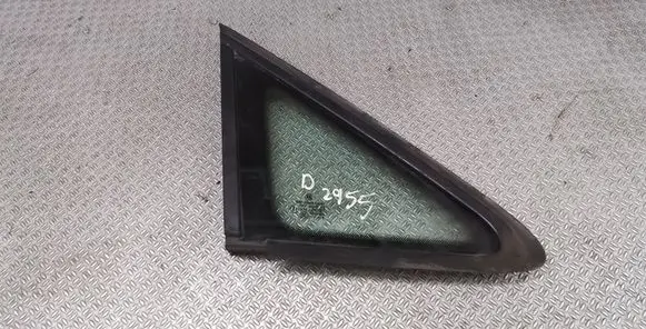 Volkswagen Caddy Front door vent window glass four-door 