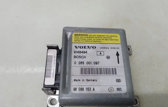 Volvo 850 Airbag control unit/module 0285001097
