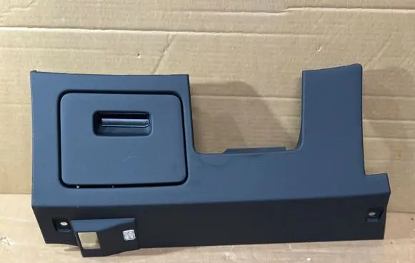 Audi Q3 F3 Dashboard lower bottom trim panel 83B863075 29112019