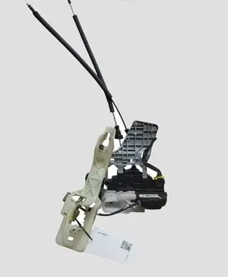 Hyundai Santa Fe Rear door lock 814202B010