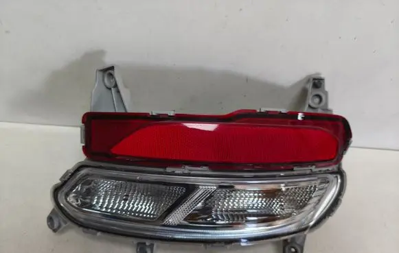 KIA Sportage Rear bumper light 