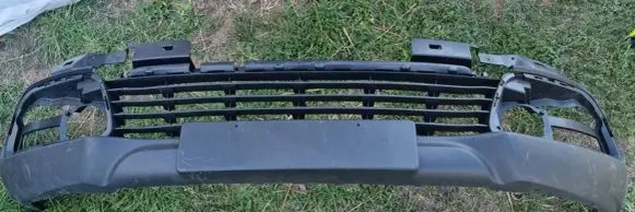 Renault Captur Front bumper lower grill