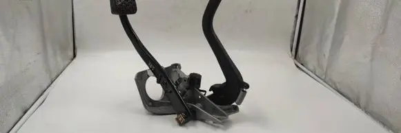 BMW 3 E46 Pedal assembly 3511229128