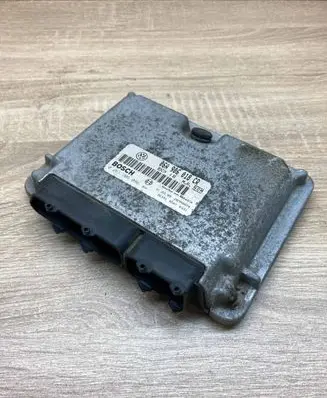 Volkswagen New Beetle Engine control unit/module ECU 06A906018CR 0261206086