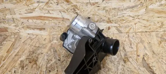 Ford Focus Throttle valve 50989002
