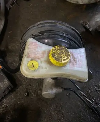 Audi A4 S4 B7 8E 8H Brake booster 8E0612105P