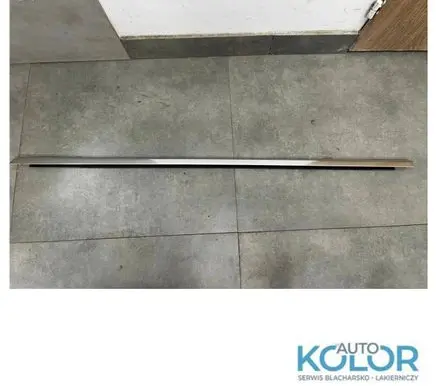 Mercedes-Benz GLC C254 Front door glass trim molding A2547200500