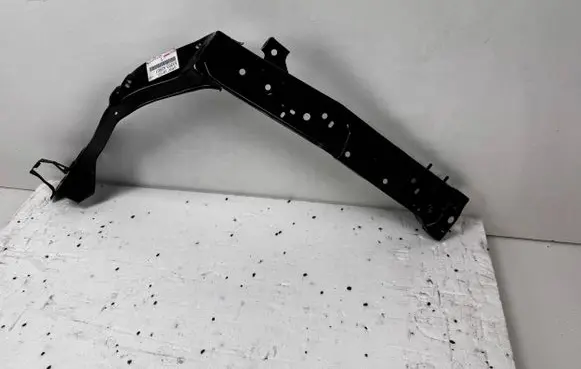 Toyota RAV 4 (XA30) Radiator support slam panel 5320342901