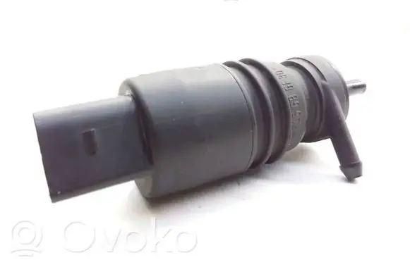 Volkswagen Bora Windscreen/windshield washer pump