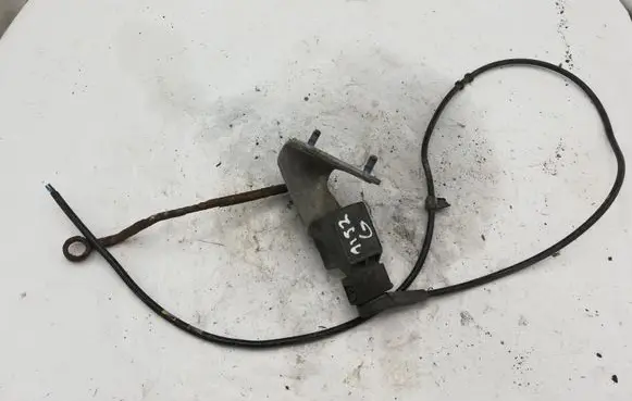 Rear air suspension level height sensor