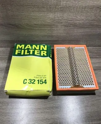 Volkswagen Sharan Air filter C32154 MANNFILTER