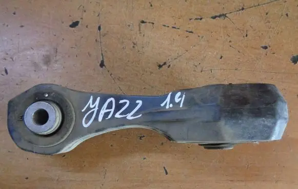 Honda Jazz Engine mount bracket