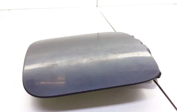 Audi A3 S3 8L Fuel tank cap trim 8L0010157P