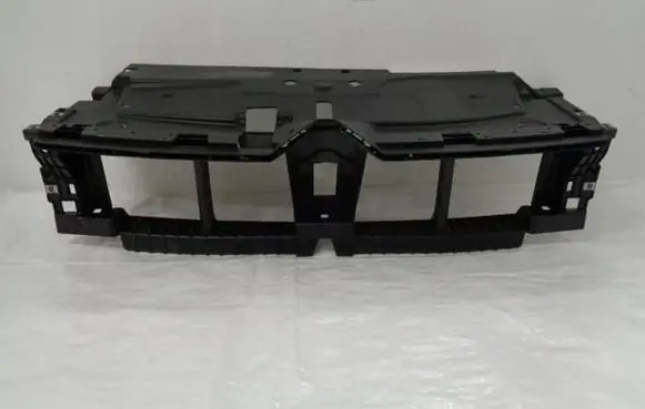 Citroen C5 X Front bumper mounting bracket 98377726XT