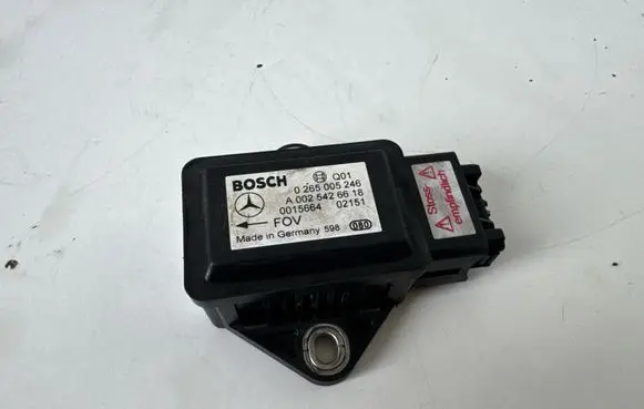 Mercedes-Benz E W211 ESP acceleration yaw rate sensor A0025426618