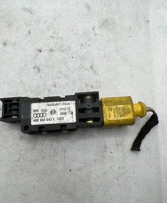 Audi A6 S6 C5 4B Airbag deployment crash/impact sensor 4B0959643E 080803
