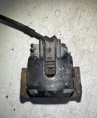 Rear brake caliper