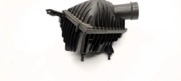 BMW 2 F45 Air filter box 8513944
