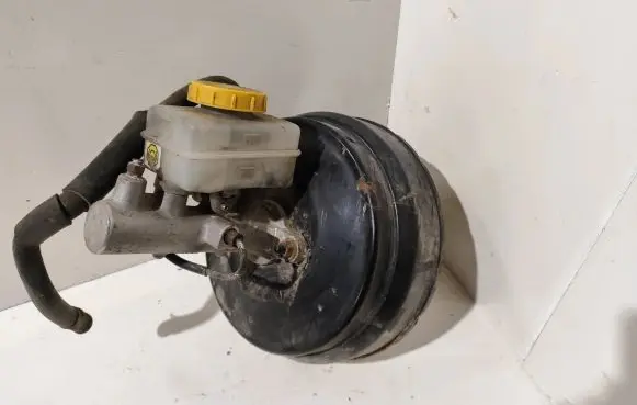 Subaru Forester SG Brake booster 86406404 6118