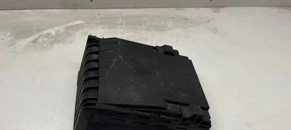 Volkswagen PASSAT B6 Fuse box cover 017180061 014189871