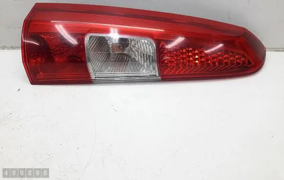 Volvo V70 Rear/tail lights 30643330