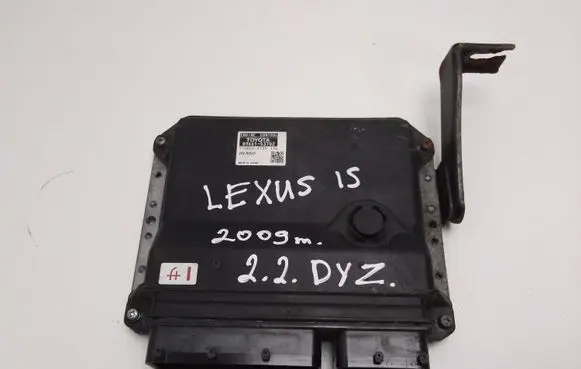 Lexus IS 220D-250-350 Engine control unit/module 8966153702
