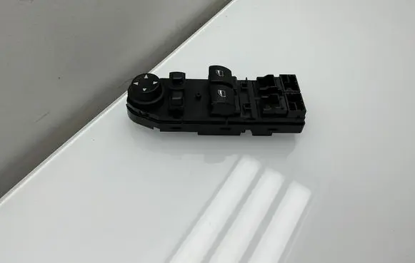 BMW 6 E63 E64 Electric window control switch 8029907 09W34E02 MT34BA00021