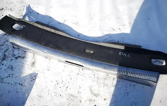Other trunk/boot trim element