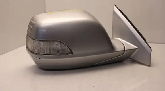 Honda CR-V Front door electric wing mirror 