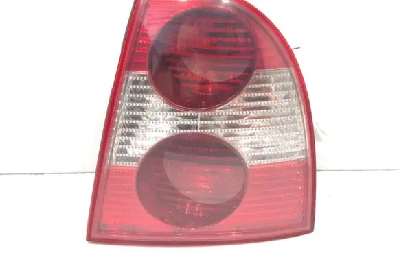 Volkswagen PASSAT B5.5 Rear/tail lights 3B5945096AE