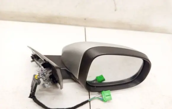 Volvo V40 Front door electric wing mirror 31442240